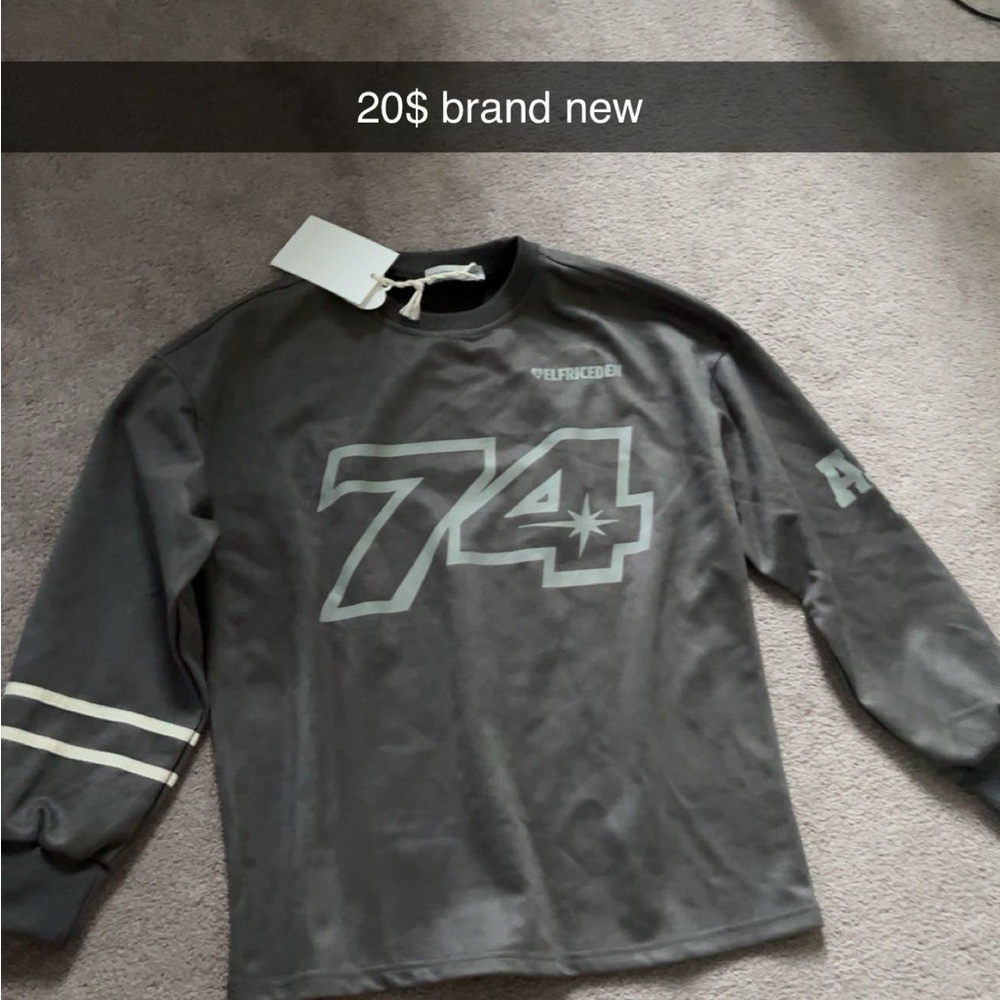 Women’s Gray Long Sleeve Shirt